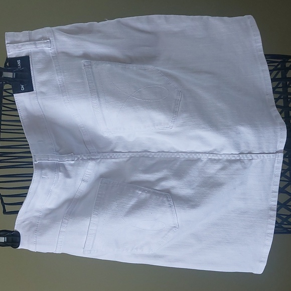 Calvin Klein Jeans mini skirt, size 16, great condition - Picture 5 of 9